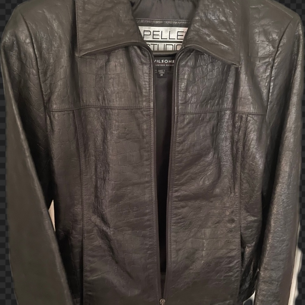 Wilson’s leather size medium animal print jackey